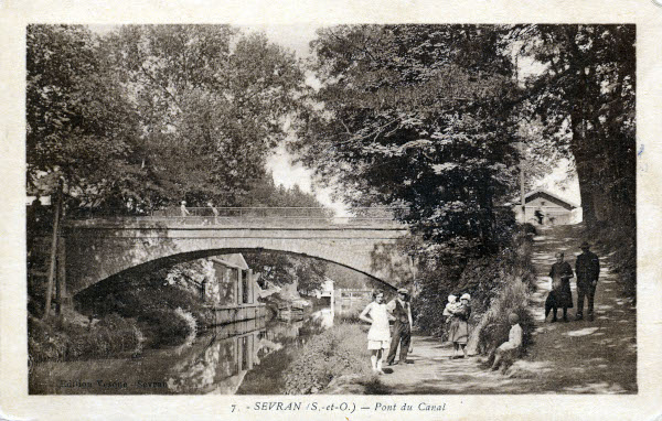 7. - SEVRAN (S.-et-O.) — Pont du Canal